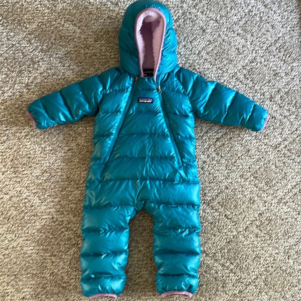 Patagonia Goose Down Winter Baby Girl Bunting